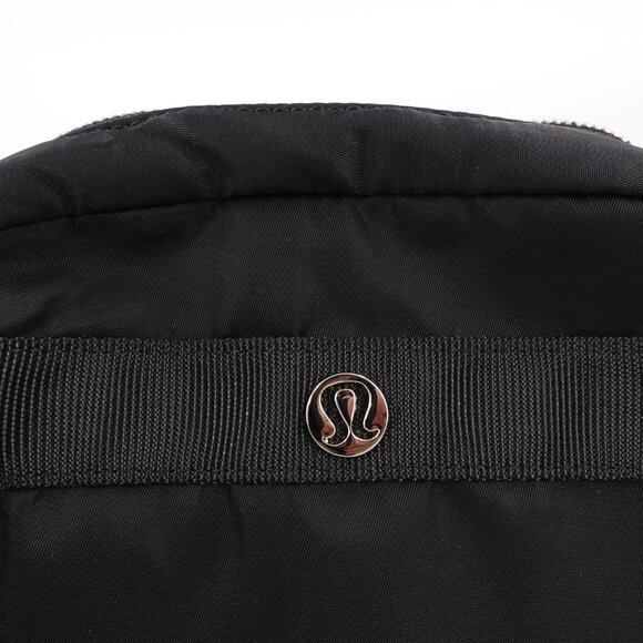 Lululemon Wunderlust Crossbody Bag 2L Black OS - Picture 14 of 16